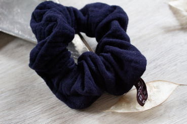 Haargummi Scrunchie - dunkelblau - aus hochwertigen Musselin - handmade in Deutschland (Versandkostenfrei)