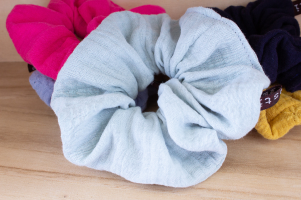 Haargummi Scrunchie - mintgrün - aus hochwertigen Musselin - handmade in Deutschland (Versandkostenfrei)